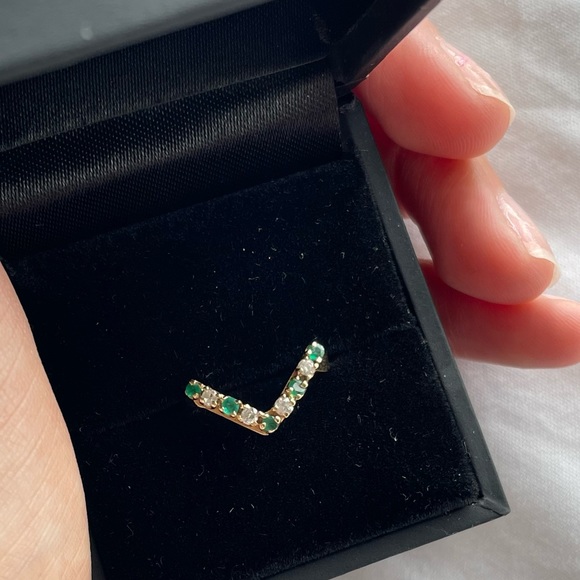 V-Shape Stackable Ring - Picture 2 of 5